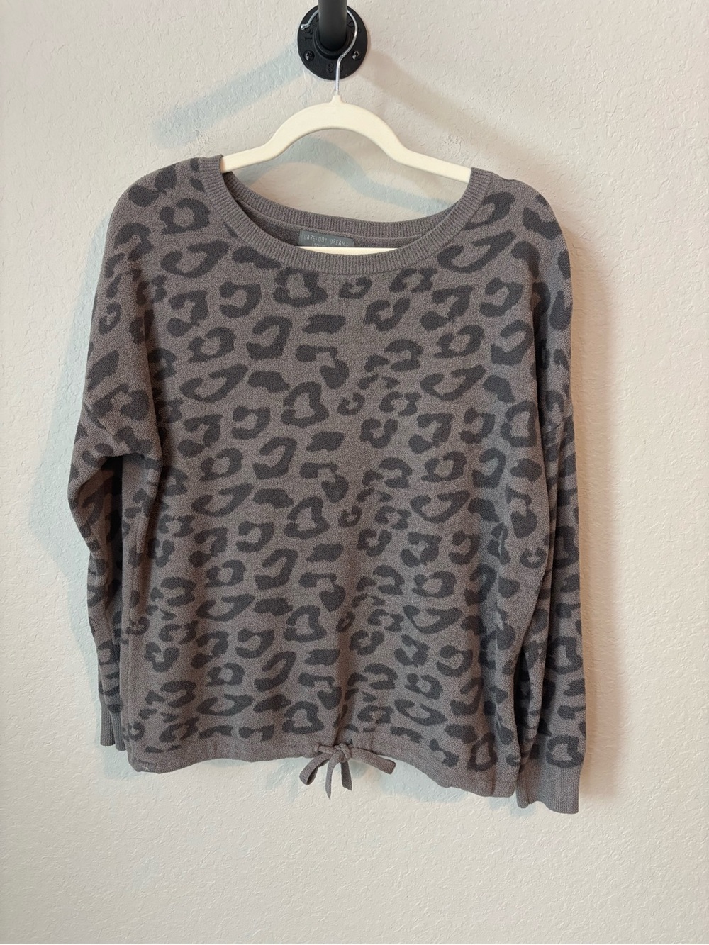 Barefoot Dreams CozyChic Ultra Lite Leopard Slouchy Pullover XS - Picture 4 of 7